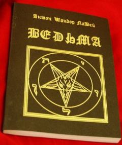 Книга - Сатанинская ведьма. Антон Шандор Ла Вей - читать в Литвек