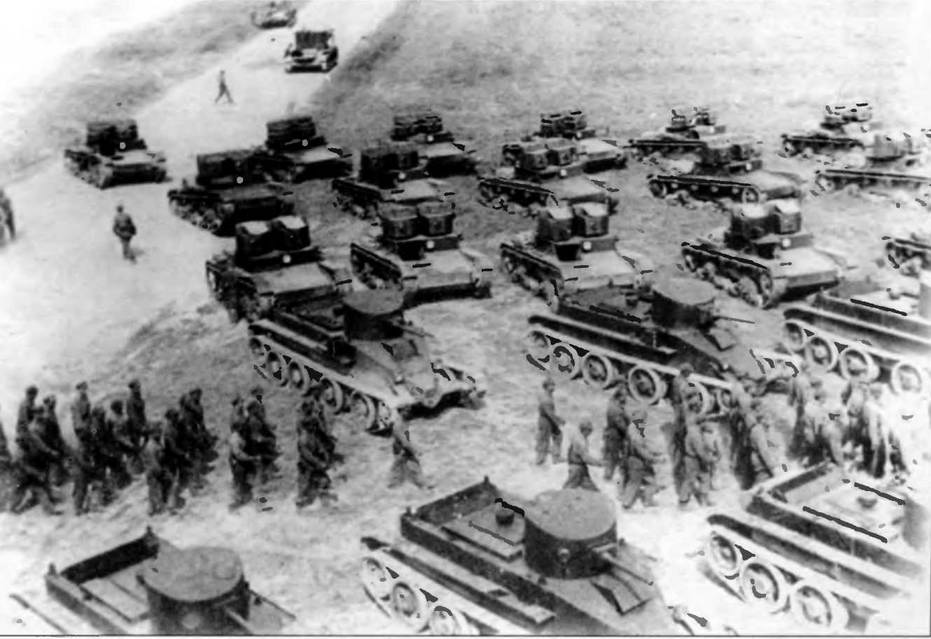 Бронетанковая техника Красной Армии 1939—1945. Иллюстрация № 1