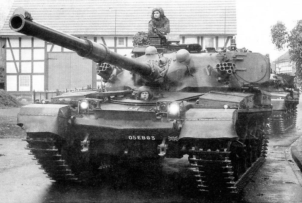 Основные боевые танки «Чифтен» и «Виккерс». Иллюстрация № 2