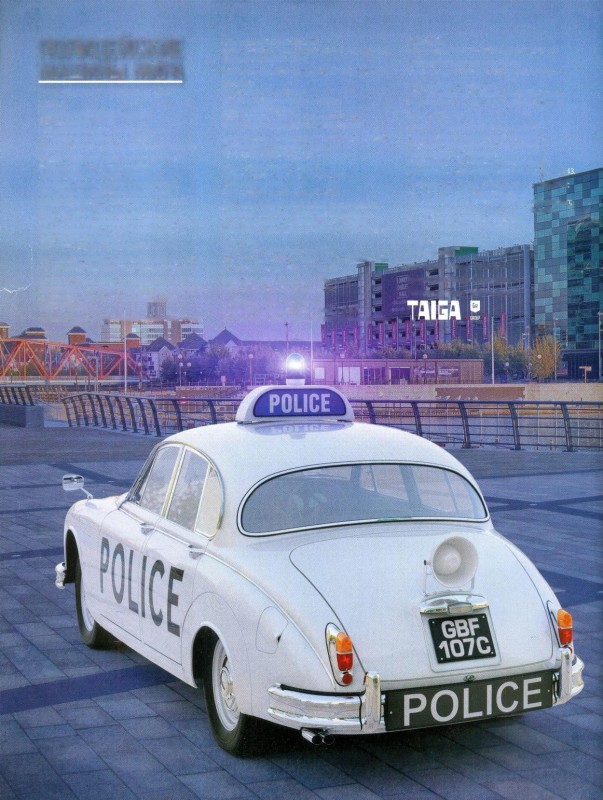 Jaguar Mark II 1959. Полиция Великобритании. Иллюстрация № 1